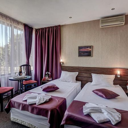 Ellinis Hotel Várna Kültér fotó