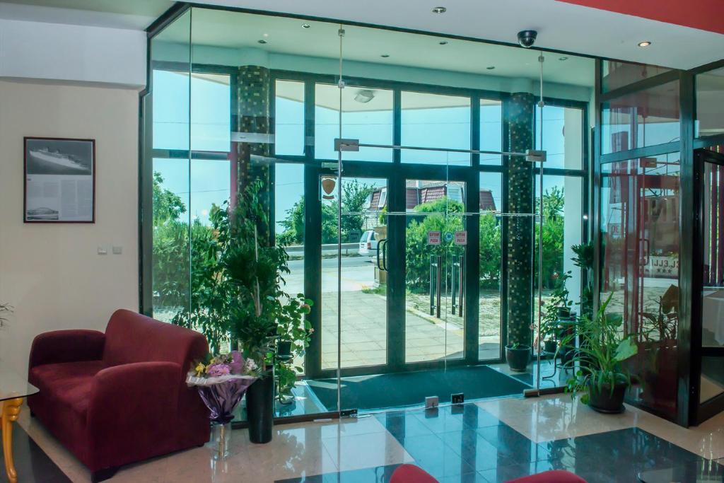 Ellinis Hotel Várna Kültér fotó